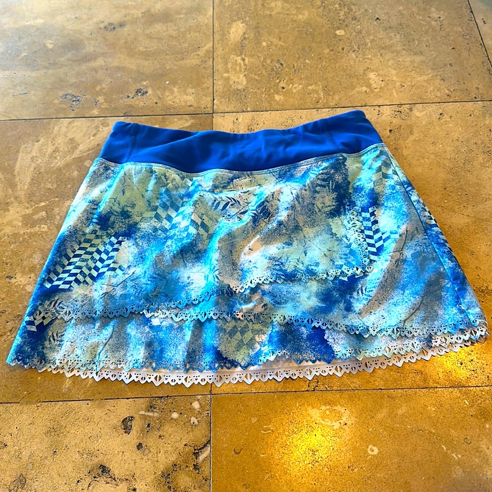 Ivivva skirt with boy short  with laser lace detail